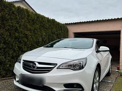 Weiß Gebraucht 2013 Opel Cascada Cabrio | 7.500 € (Fairer Preis)