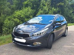 Grau Gebraucht 2014 Kia Ceed Sportswagon Edition 7 Kombi | 7.499 € (Fairer Preis)