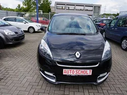 Schwarz Gebraucht 2013 Renault Scénic III Bose Edition Van / Kleinbus | 6.990 € (Fairer Preis)