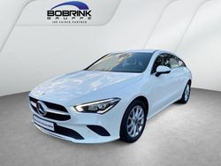 Weiß Gebraucht 2021 Mercedes CLA180 Shooting Brake Kombi | 21.950 € (Guter Preis)