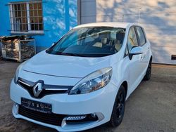 Weiß Gebraucht 2013 Renault Scénic III Dynamique Van / Kleinbus | 5.900 € (Guter Preis)
