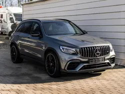 Grau selenitgrau metalliclack Gebraucht 2019 Mercedes GLC63 AMG AMG | 46.970 €