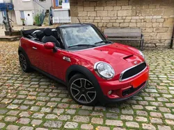 Rot Gebraucht 2014 Mini Cooper S Kleinwagen | 13.000 € (Fairer Preis)