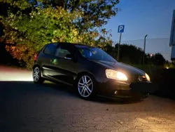 Schwarz Gebraucht 2005 VW Golf V Coupé | 2.300 € (Fairer Preis)