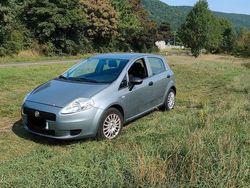 Grau Gebraucht 2011 Fiat Punto Pop Kleinwagen | 1.299 € (Guter Preis)