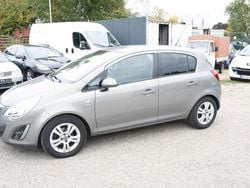 Grau Gebraucht 2011 Opel Corsa Satellite Limousine | 4.650 € (Etwas zu teuer)