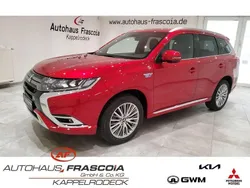 D) (rot Gebraucht 2021 Mitsubishi Outlander P-HEV Plus SUV | 24.900 € (Fairer Preis)