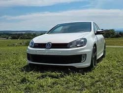 Weiß Gebraucht 2011 VW Golf VI Edition Limousine | 15.500 €