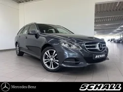 Grau Gebraucht 2016 Mercedes E200 Avantgarde Limousine | 21.898 € (Fairer Preis)