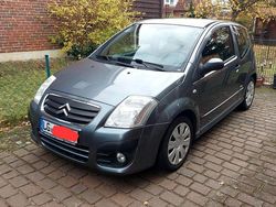 Grau Gebraucht 2008 Citroën C2 VTR Sport Kleinwagen | 1.600 € (Fairer Preis)