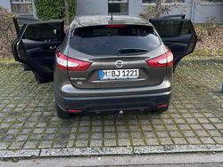 Gebraucht 2015 Nissan Qashqai 360º SUV | 13.900 € (Fairer Preis)