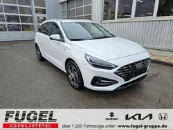 Atlas white / sol Gebraucht 2023 Hyundai i30 Kombi | 18.999 € (Fairer Preis)