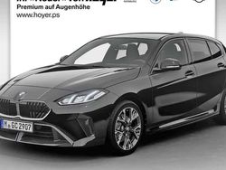 Saphirschwarz metallic Neu 2025 BMW 120 M Sport Kleinwagen | 35.690 € (Fairer Preis)