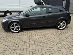 Grau Gebraucht 2009 Opel Astra GTC Sport Coupé | 3.500 € (Guter Preis)
