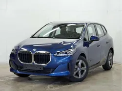 Blau Gebraucht 2024 BMW 218 Sport Line Van / Kleinbus | 26.980 € (Superpreis)