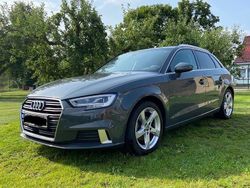 Grau Gebraucht 2017 Audi A3 Sportback Sport Kleinwagen | 16.000 € (Fairer Preis)