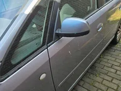 Grau Gebraucht 2004 Opel Meriva Cosmo Van / Kleinbus | 1.699 € (Guter Preis)