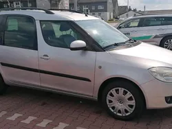 Silber Gebraucht 2007 Skoda Roomster Kombi | 2.950 € (Etwas zu teuer)