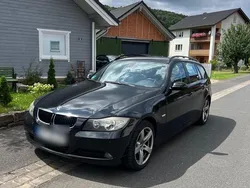 Schwarz Gebraucht 2008 BMW 320 Kombi | 4.500 € (Fairer Preis)