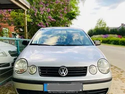 Grau Gebraucht 2004 VW Polo Kleinwagen | 2.300 € (Teuer)