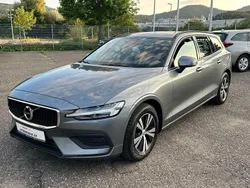 Grau Gebraucht 2019 Volvo V60 Business Edition Kombi | 13.090 €