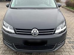 Grau Gebraucht 2020 VW Sharan Van / Kleinbus | 24.650 € (Guter Preis)