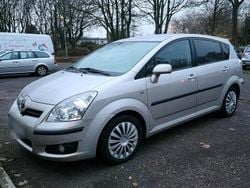Silber Gebraucht 2009 Toyota Corolla Verso Van / Kleinbus | 2.700 € (Guter Preis)