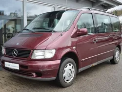 Rot Gebraucht 1998 Mercedes V230 Van / Kleinbus | 5.990 € (Fairer Preis)
