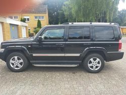 Schwarz Gebraucht 2006 Jeep Commander SUV | 8.300 €