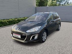 Grau Gebraucht 2012 Peugeot 308 Family Kombi | 4.700 € (Teuer)