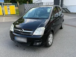 Schwarz Gebraucht 2007 Opel Meriva Van / Kleinbus | 1.690 € (Fairer Preis)