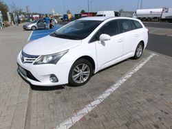 Weiß Gebraucht 2012 Toyota Avensis T2 Kombi | 5.750 € (Fairer Preis)