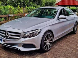 Silber Gebraucht 2018 Mercedes C200 Limousine | 21.000 €