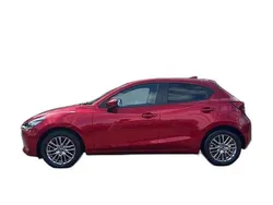 Rot metallic Gebraucht 2022 Mazda 2 Sports-Line | 21.060 € (Fairer Preis)