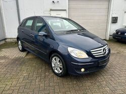 Blau Gebraucht 2006 Mercedes B200 Van / Kleinbus | 6.990 € (Fairer Preis)