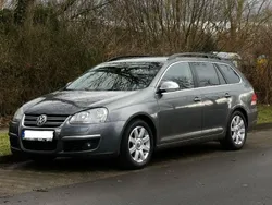 Grau Gebraucht 2009 VW Golf VI Comfortline Kombi | 3.249 € (Fairer Preis)