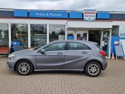 Mountaingrau met. Gebraucht 2014 Mercedes A180 Limousine | 11.490 € (Guter Preis)