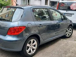Grau Gebraucht 2006 Peugeot 307 Kleinwagen | 4.300 €