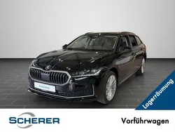 Onyxschwarz metallic (metallic) Gebraucht 2025 Skoda Superb Selection Limousine | 39.990 €