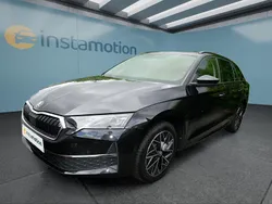 Schwarz Gebraucht 2024 Skoda Octavia Kombi | 29.699 € (Guter Preis)