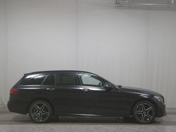 Schwarz Gebraucht 2020 Mercedes C300e AMG line Kombi | 22.980 € (Etwas zu teuer)