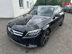 Schwarz Gebraucht 2020 Mercedes C300e Avantgarde Limousine | 19.950 € (Guter Preis)