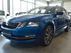 Modra race/race blue Gebraucht 2019 Skoda Octavia Style Kombi | 18.380 € (Fairer Preis)