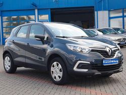 Blau Gebraucht 2017 Renault Captur Life SUV | 8.990 € (Fairer Preis)
