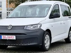 Weiß candyweiß Gebraucht 2021 VW Caddy Van / Kleinbus | 19.000 € (Guter Preis)