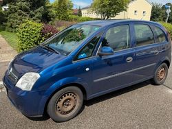 Blau Gebraucht 2003 Opel Meriva Van / Kleinbus | 2.400 €