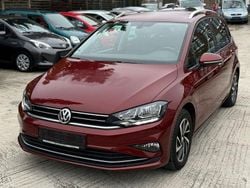 Rot Gebraucht 2019 VW Golf Sportsvan Van / Kleinbus | 12.999 € (Fairer Preis)