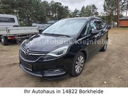 Schwarz Gebraucht 2017 Opel Zafira Innovation Van / Kleinbus | 9.900 € (Guter Preis)