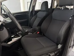 Shining gray m. Gebraucht 2019 Honda Jazz Comfort Kleinwagen | 16.450 € (Etwas zu teuer)