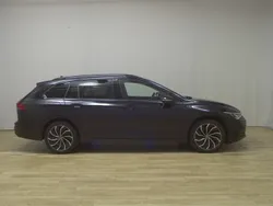 Schwarz Gebraucht 2021 VW Golf VIII Life Kombi | 16.480 € (Guter Preis)